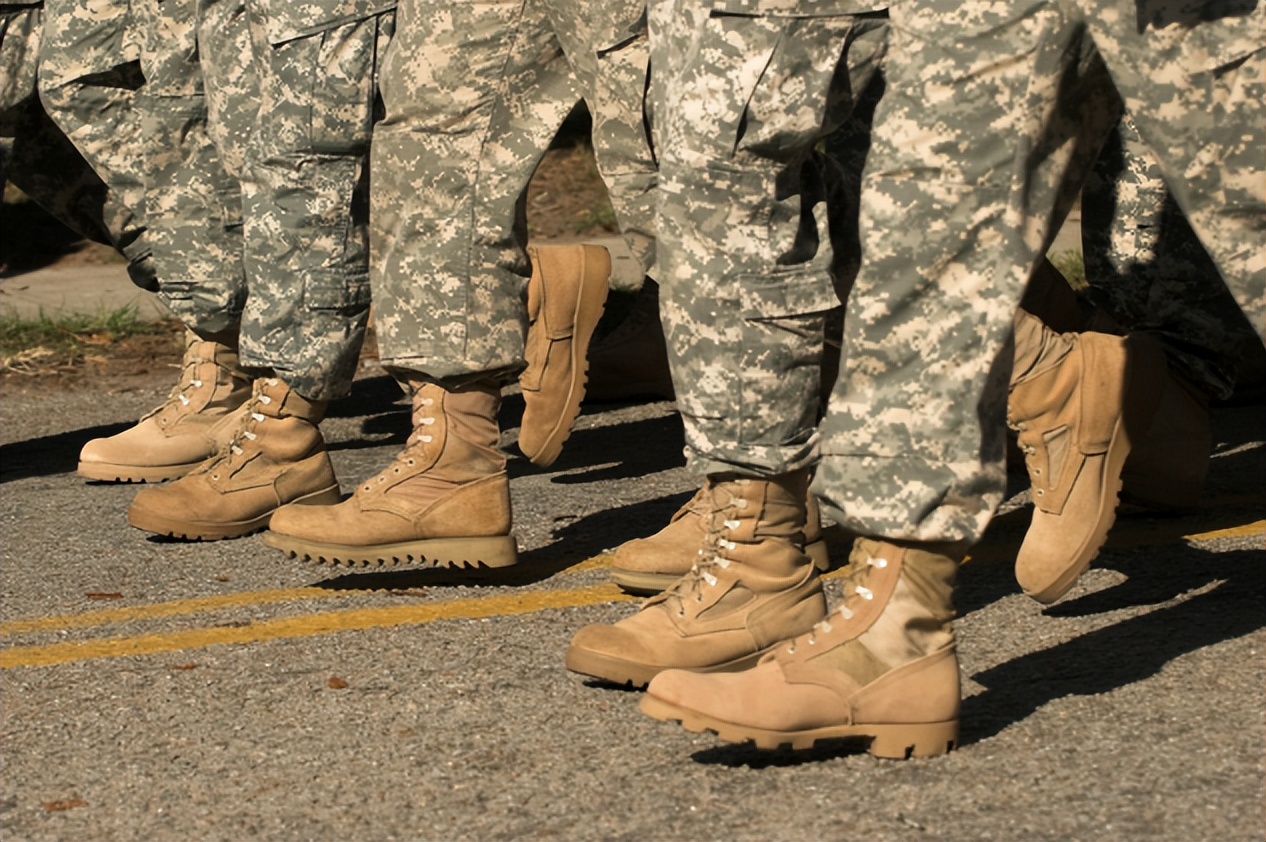 21式作战靴_儿童军靴图片_中国军靴发展史