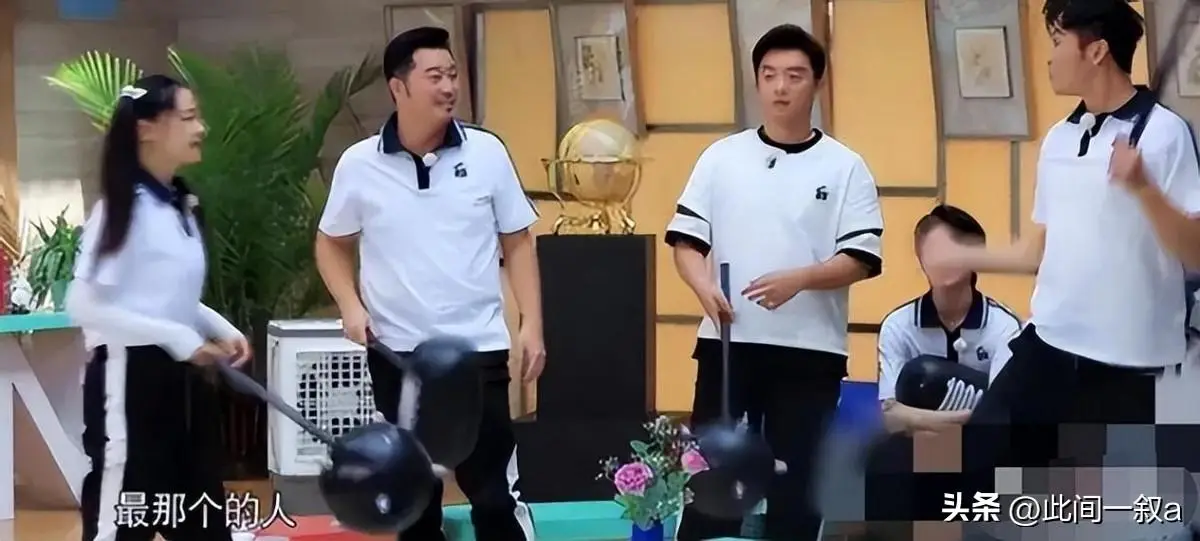 杨幂性凝视_赵丽颖被性凝视事件_杨幂评价赵丽颖