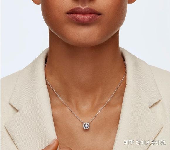 施华洛世奇必买礼物_施华洛世奇 胸针_施华洛世奇经典饰品