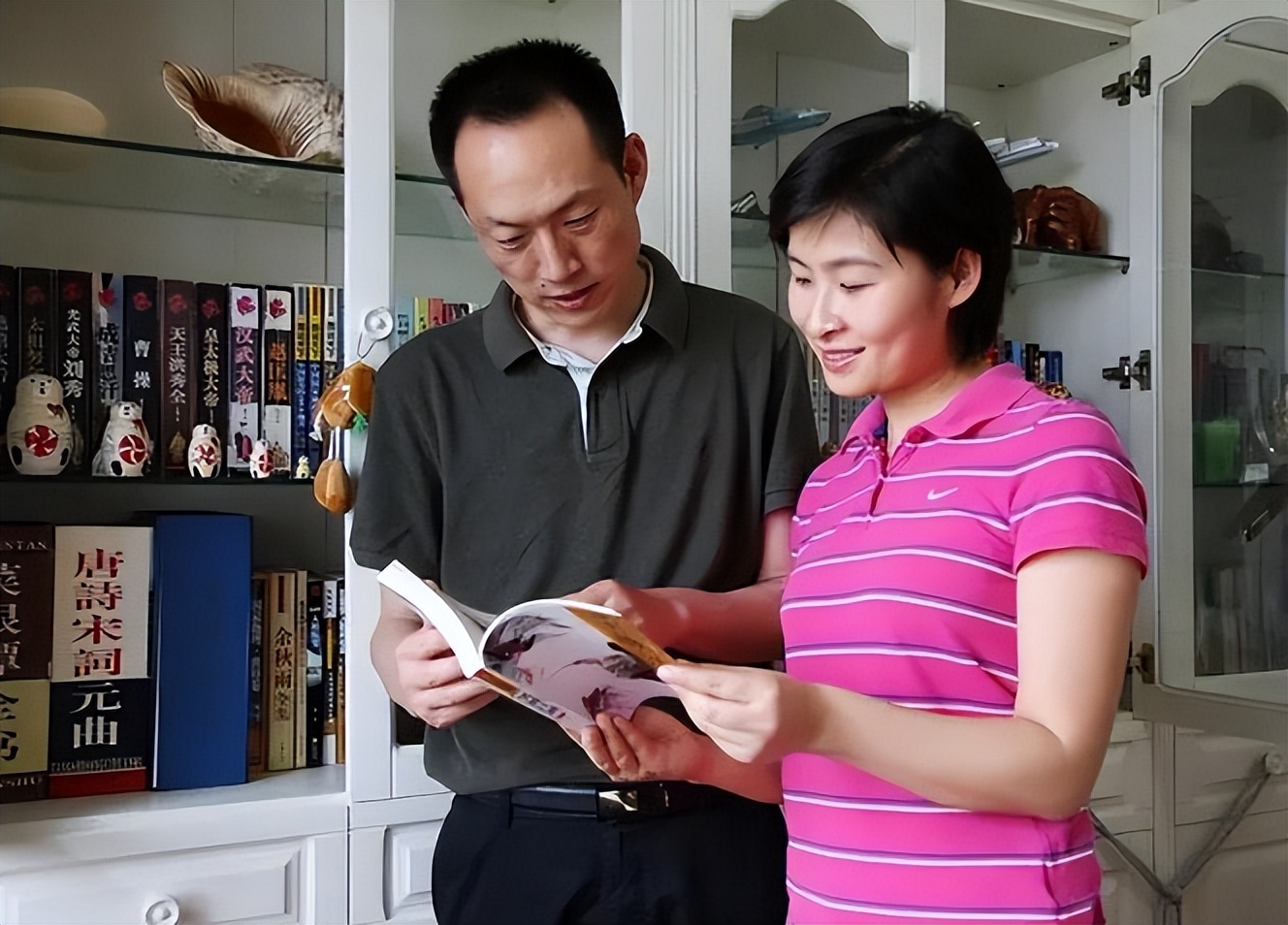 刘洋 太空女宇航员 丈夫支持_空军飞行员的妻子