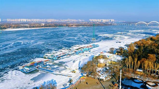 哈尔滨天气预报?_未来三天气温起伏过程_18日夜间至19日白天降雪伴大风