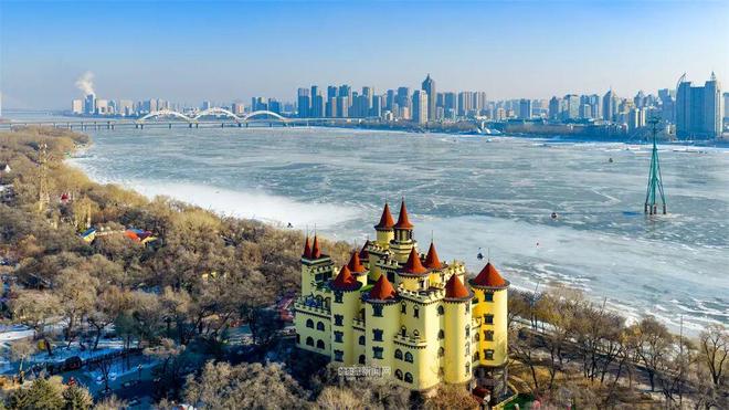 未来三天气温起伏过程_18日夜间至19日白天降雪伴大风_哈尔滨天气预报?