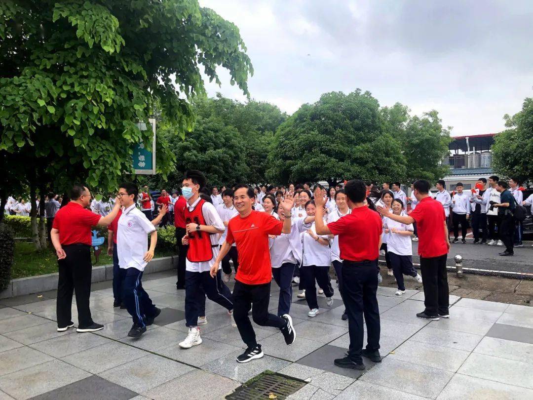 萍乡高考交通管制路段_萍乡上栗教育局_萍乡高考考点交通管制时间