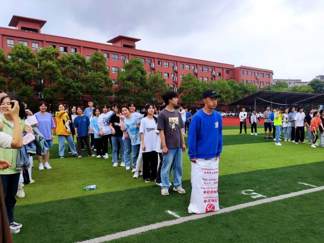 萍乡上栗教育局_萍乡高考交通管制路段_萍乡高考考点交通管制时间