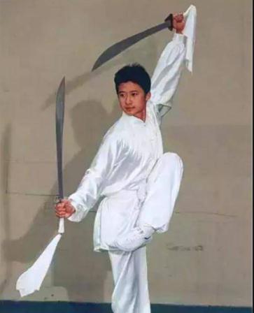 吴京 逆袭故事_吴京 早年经历_吴京狼牙炒菜