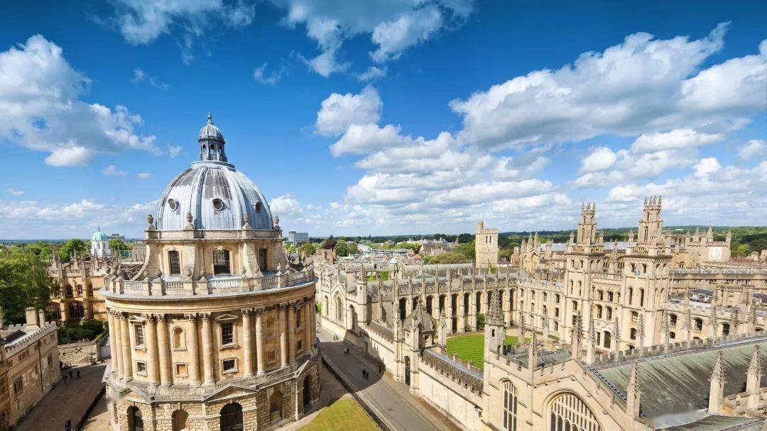 伦敦艺术大学怎么样_英国大学艺术设计专业排名_英国顶尖大学艺术设计专业申请要求