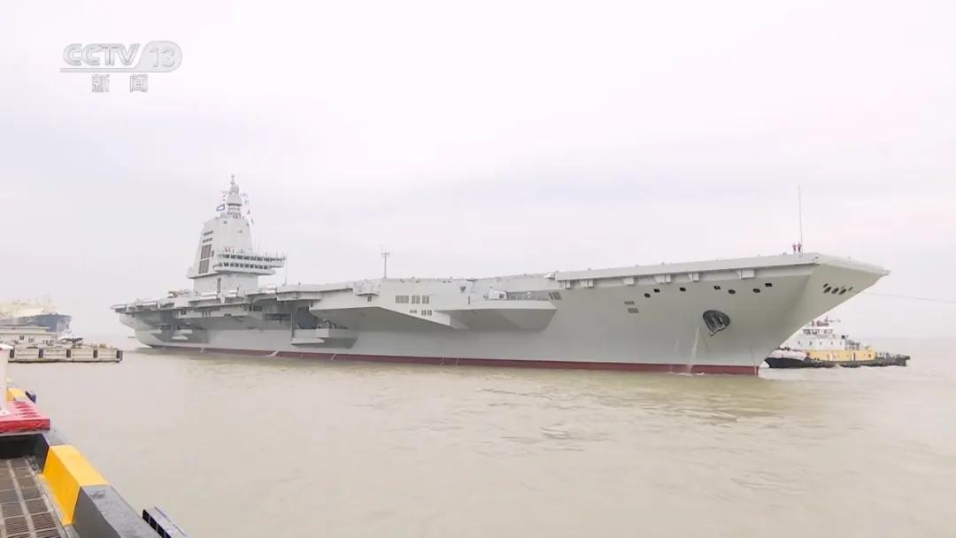 中国海军福建舰首次海上试航_中国造航母最新图片_福建舰航母电磁弹射器试航