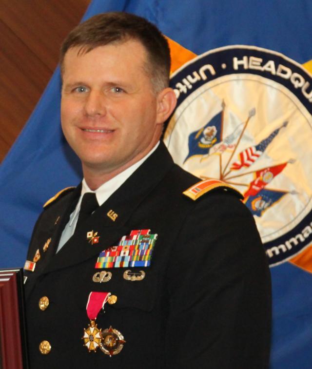 美国海军军衔肩章_美国海军准尉军衔识别_美国陆军准尉军衔标志