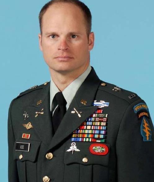 美国陆军准尉军衔标志_美国海军军衔肩章_美国海军准尉军衔识别