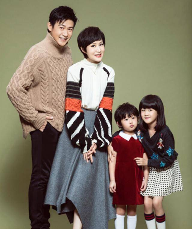 陆毅鲍蕾二胎疑曝光_陆毅三胎儿子曝光_鲍蕾小儿子照片