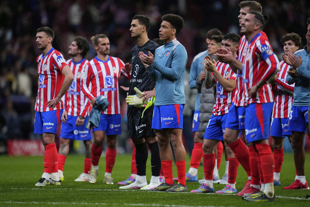 马竞本赛季遭遇三线挫败分析_燃尽！巴萨3-0马竞 创国王杯纪录仍无缘逆转_马竞国王杯半决赛次回合0比1负巴萨