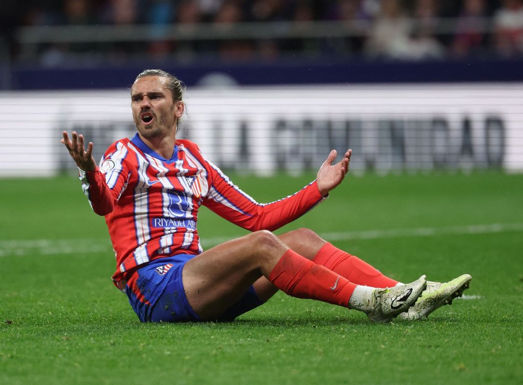 燃尽！巴萨3-0马竞 创国王杯纪录仍无缘逆转_马竞国王杯半决赛次回合0比1负巴萨_马竞本赛季遭遇三线挫败分析