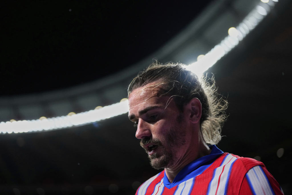 马竞本赛季遭遇三线挫败分析_燃尽！巴萨3-0马竞 创国王杯纪录仍无缘逆转_马竞国王杯半决赛次回合0比1负巴萨