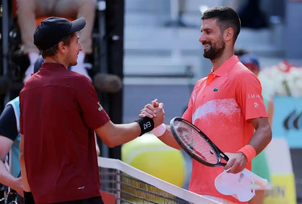 皇马巴萨国王杯决赛_燃尽！巴萨3-0马竞 创国王杯纪录仍无缘逆转_巴萨国王杯三杀