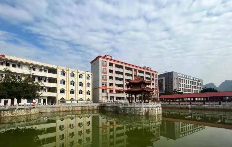 都安县职业中专学校_都安瑶族自治县职业教育中心招生_都安职教中心
