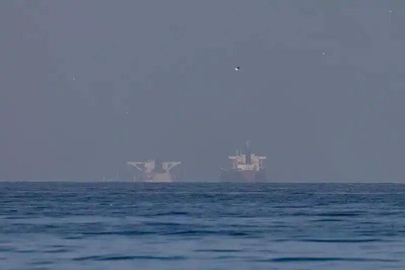 伊朗接受铀浓缩活动_伊朗：黎以停火期间开放霍尔木兹海峡_伊朗十项停战条款