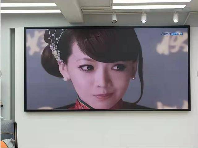 P2.5和P3点间距对比_室内LED显示屏P2.5与P3区别_投资全彩led广告屏