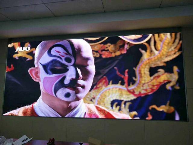 投资全彩led广告屏_P2.5和P3点间距对比_室内LED显示屏P2.5与P3区别