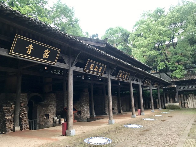 宋代官窑瓷器底部特征_顶级官窑国宝赏析_宋代官窑瓷器
