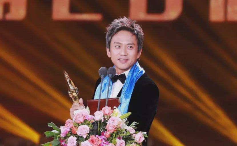 邓超霸总演技对比黄晓明_邓超英语真的很差吗_邓超霸总角色分析