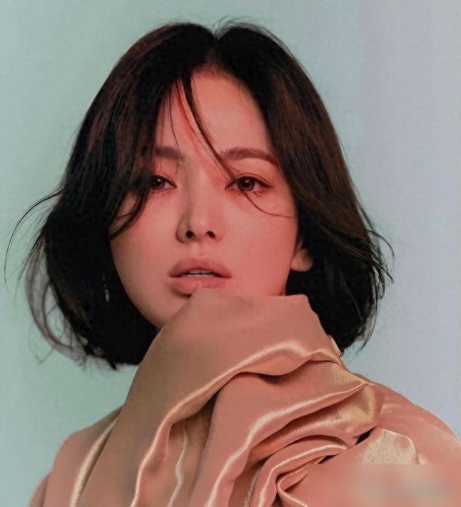 新娘晚装发型图片_女性形象气质_优雅气质发型