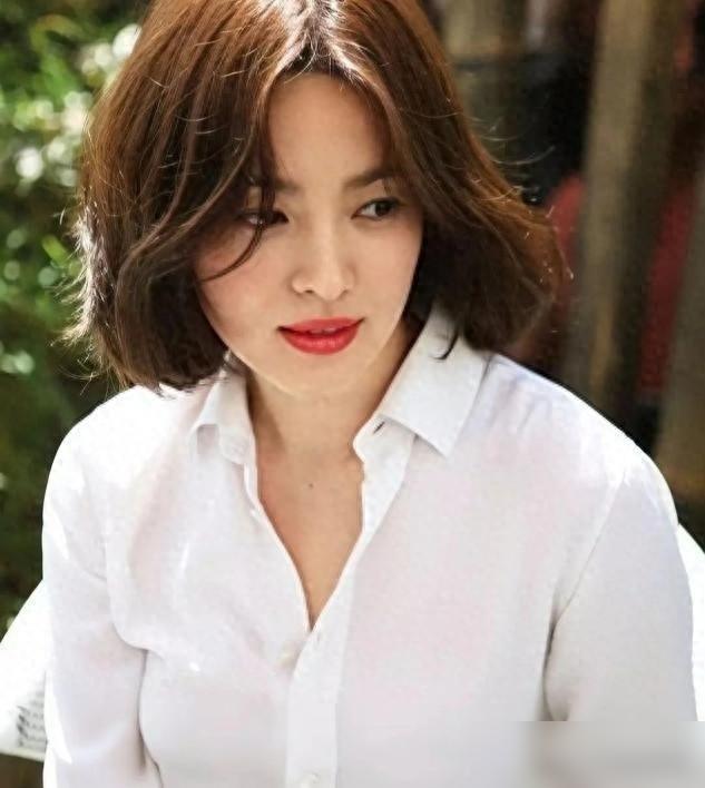 女性形象气质_优雅气质发型_新娘晚装发型图片