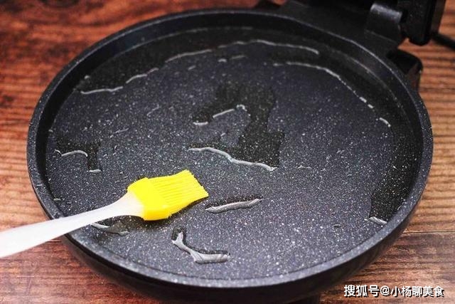 香煎海鲫鱼营养价值_海鲫鱼营养价值淡水鱼的种类图片_香煎海鲫鱼做法