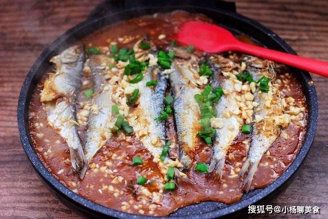 香煎海鲫鱼营养价值_香煎海鲫鱼做法_海鲫鱼营养价值淡水鱼的种类图片