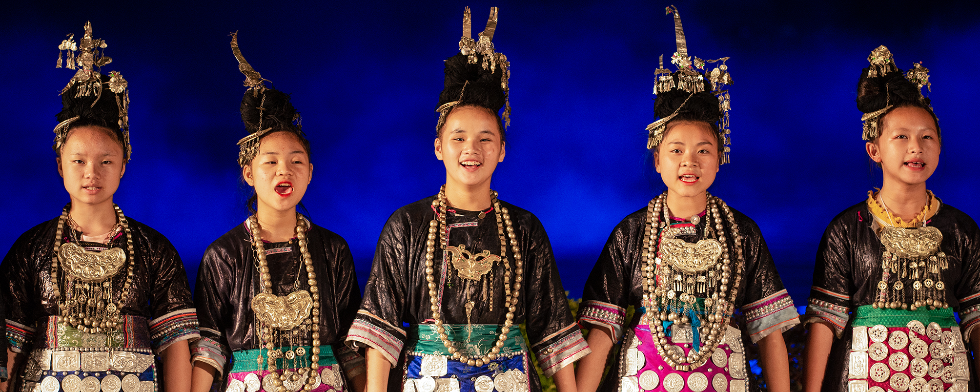 中国山水实景演出开山之作_山水文化 刘三姐 游戏_印象刘三姐实景演出