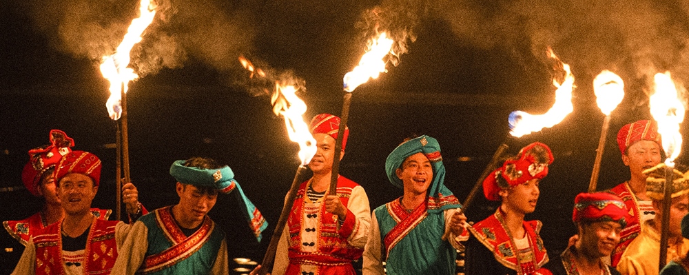 中国山水实景演出开山之作_印象刘三姐实景演出_山水文化 刘三姐 游戏