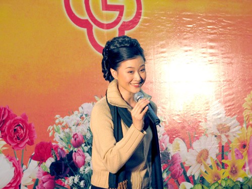 宋祖英首度敞开心扉还原真实的辣妹子　(图)