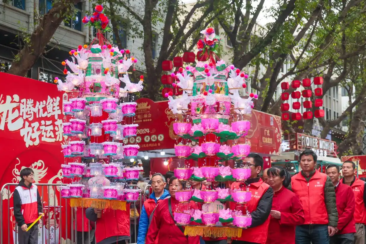 2024广府庙会开幕式 粤港澳文化交融 庙会民俗巡游表演_陈晓丹 广府庙会