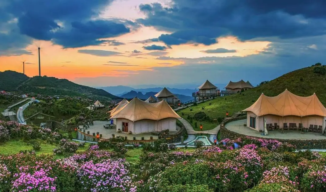 贵阳六盘水的旅游景点_乌蒙大草原必去景点_六盘水旅游攻略