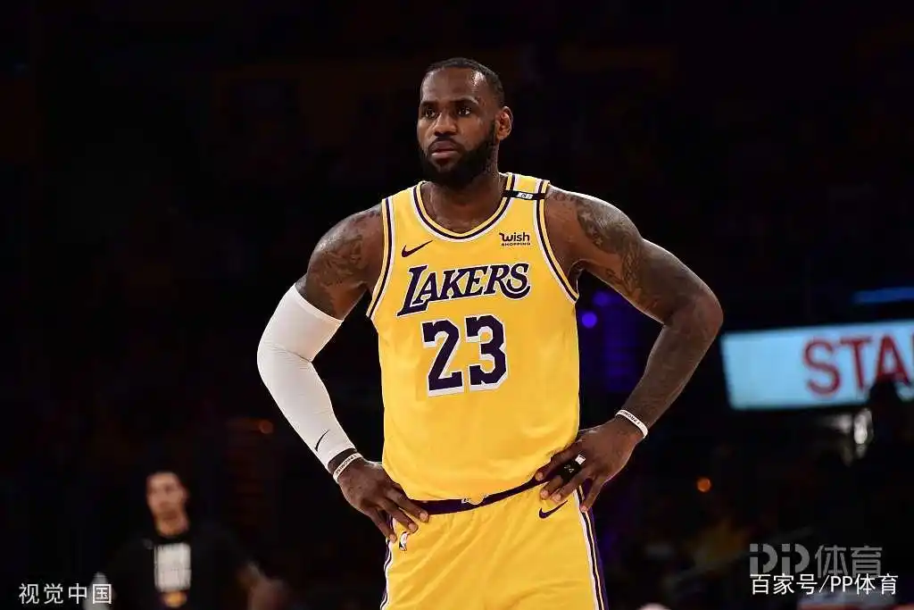 NBA季后赛太阳vs湖人安东尼-戴维斯伤退布克火力全开_nba-湖人vs太阳 詹姆斯持球突破_湖人詹姆斯带领绝地反攻太阳保罗关键7分