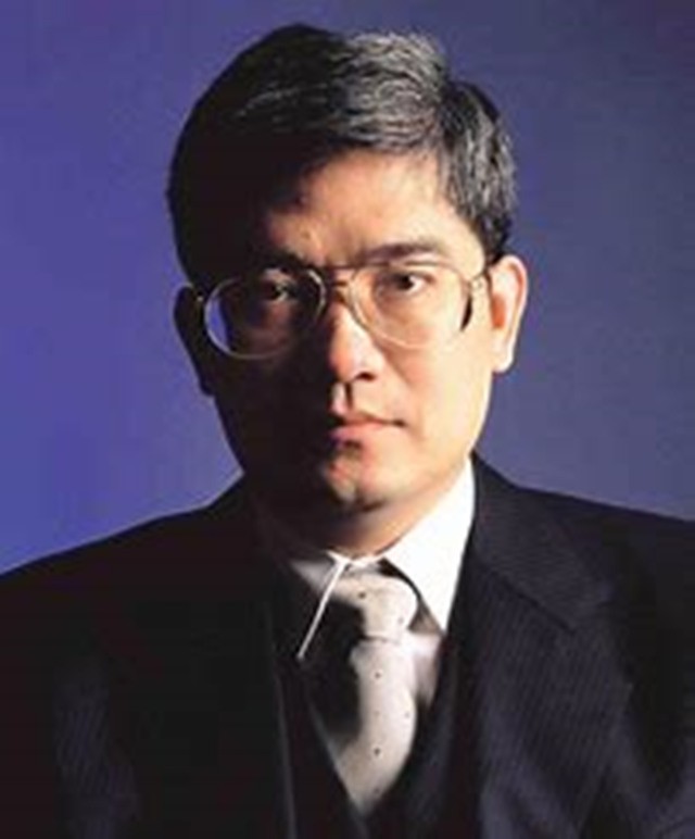 郎咸平博客财经郎眼_郎咸平 2003-2011 经济学家 火热程度 主持节目 100多期 渗透领域 收视不菲 观众喜爱 财经教育法律 互联网风云人物 作家富豪榜