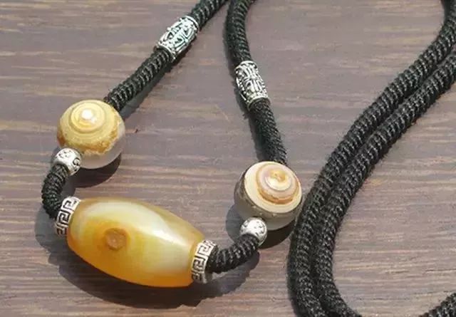 不同颗数佛珠寓意_佛珠手串颗数含义_佛珠颗数有讲究