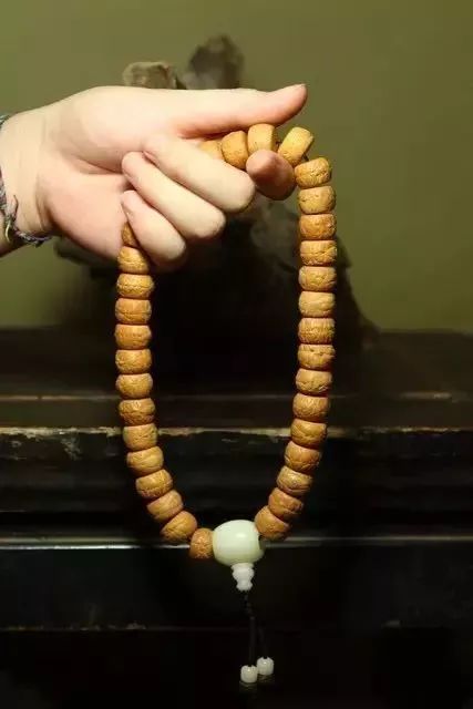 不同颗数佛珠寓意_佛珠颗数有讲究_佛珠手串颗数含义