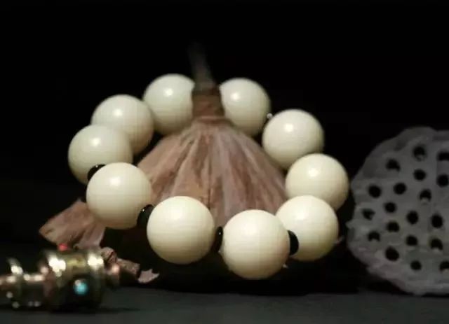 佛珠手串颗数含义_佛珠颗数有讲究_不同颗数佛珠寓意