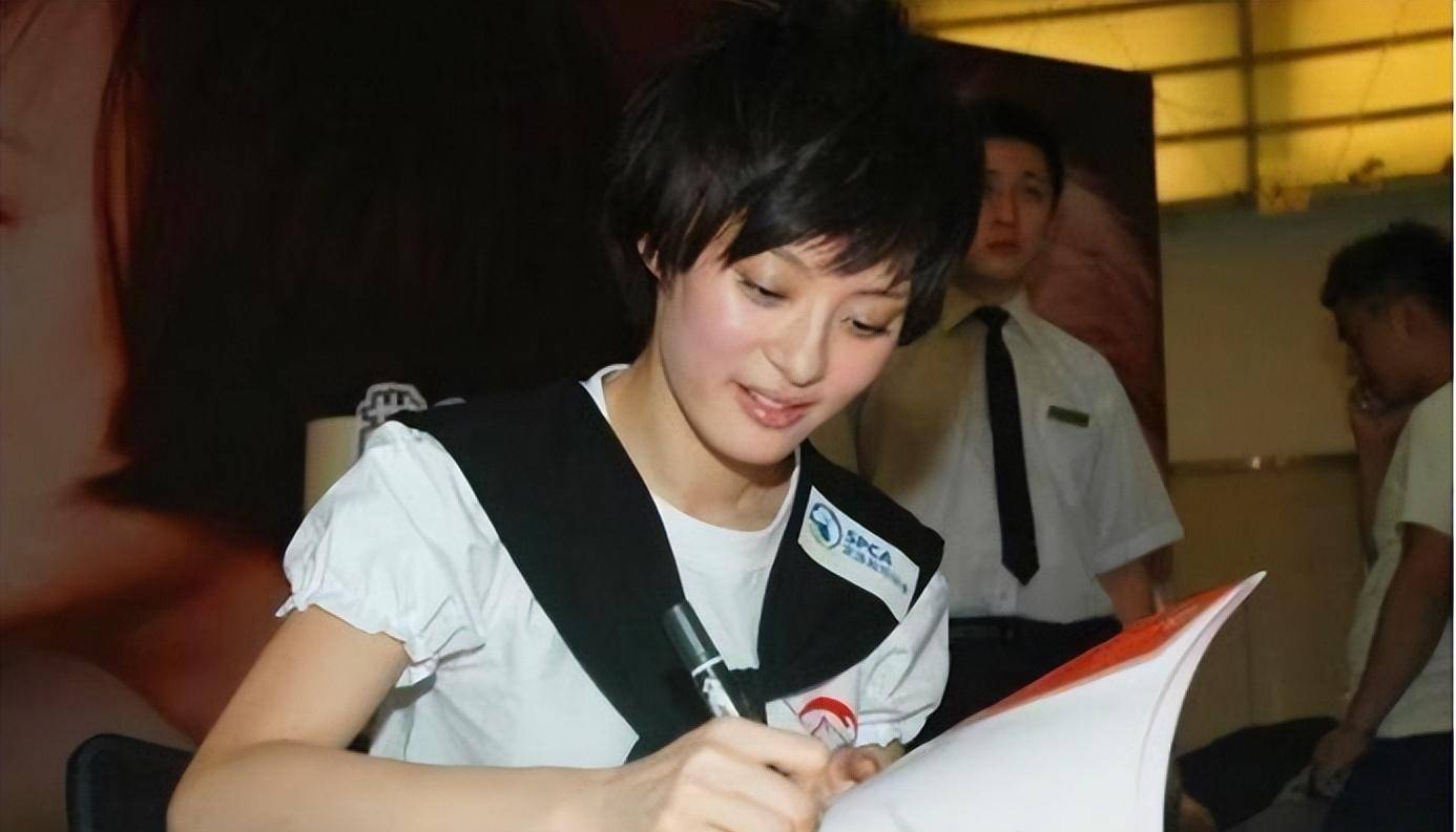 向海清现在怎么样2026_孙俪资助向海清 白眼狼事件详细情况 向海清被资助后的变化