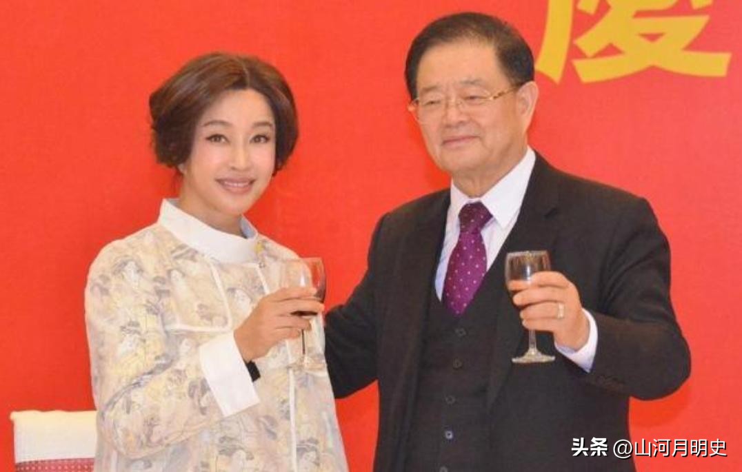 刘晓庆今日大婚_刘晓庆年龄状态_刘晓庆谣言事件