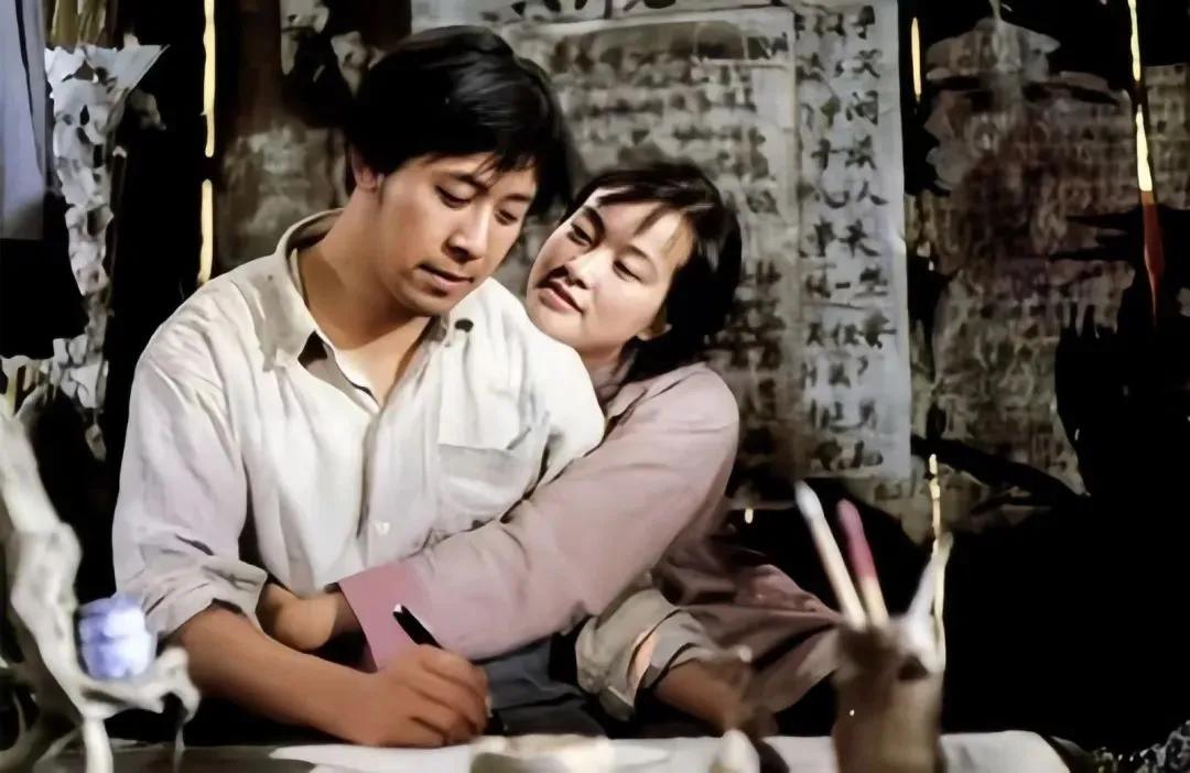 陈国军与刘晓庆婚姻破裂 姜文介入刘晓庆陈国军事件 陈国军自传揭露刘晓庆姜文婚外情_刘晓庆今日大婚