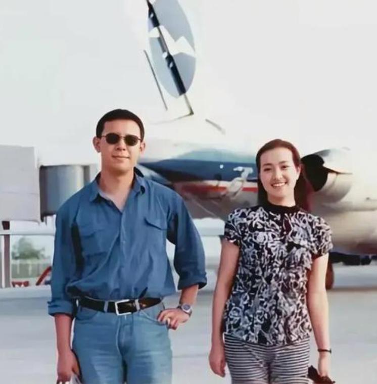 刘晓庆今日大婚_陈国军与刘晓庆婚姻破裂 姜文介入刘晓庆陈国军事件 陈国军自传揭露刘晓庆姜文婚外情