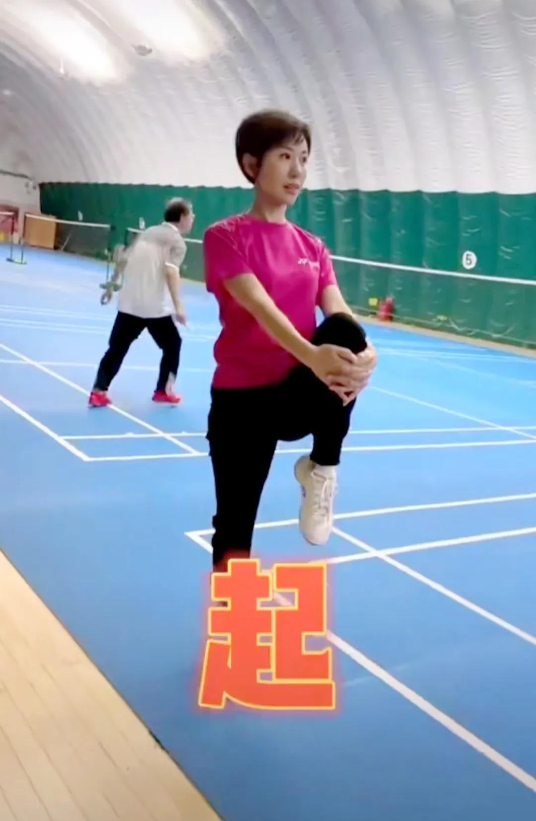 欧阳夏丹最新运动视频_欧阳夏丹羽毛球技巧分享_欧阳夏丹打球视频