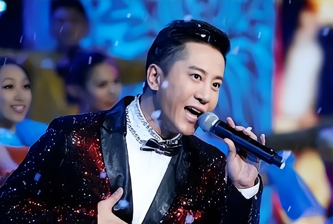 毛宁保养状态年轻变化_欧阳夏丹打球视频_欧阳夏丹毛宁羽毛球友谊