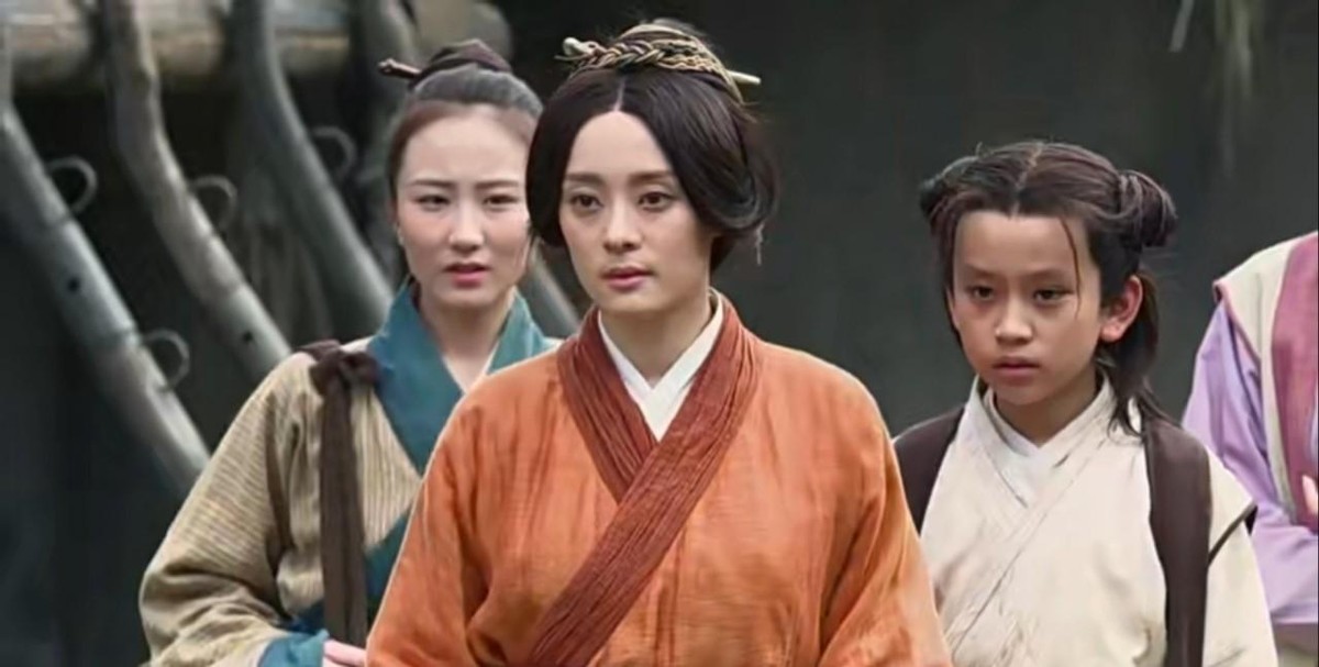 芈月传芈月赢驷续写_秦王嬴驷是否真的爱芈月_芈月与嬴驷的复杂情感纠葛