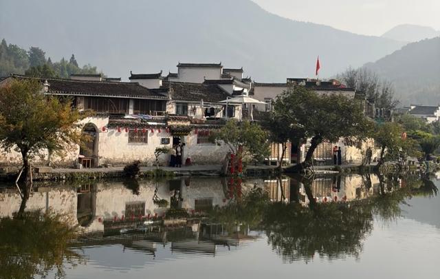 宏村汉服体验活动_黄山安徽宏村附近的住宿_1000块宏村三天游玩攻略