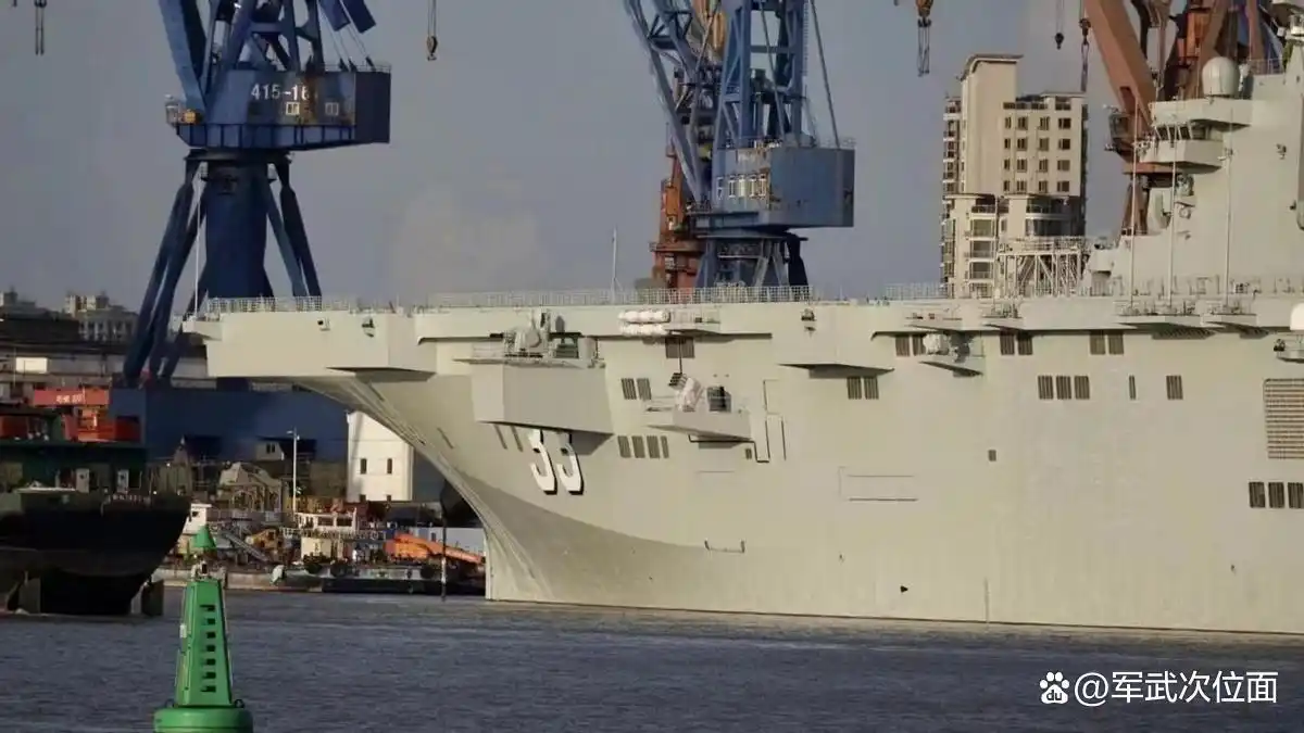 075三号舰服役时间_国产075型两栖攻击舰发展_075两栖