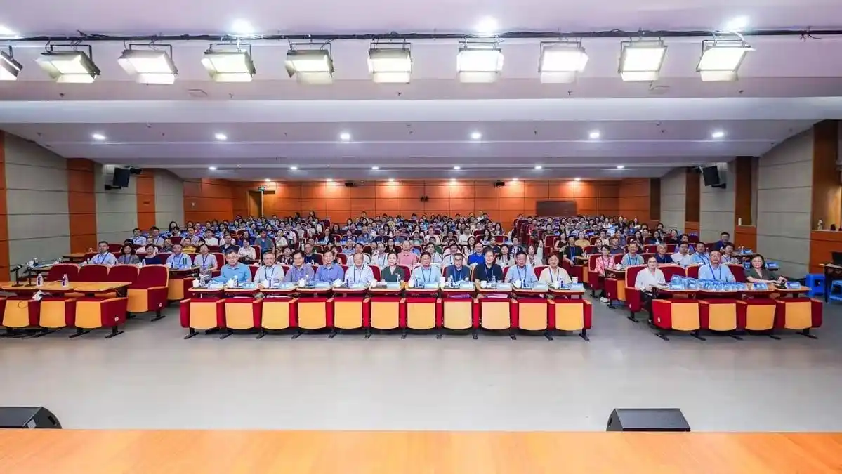 外国文学研究理论视野拓展_思想史视域下的外国文学研究_外国语言文学文化论丛(第3辑)