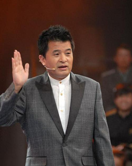 毕福剑早年经历_饭局改变命运毕福剑_毕福剑主持生涯巅峰