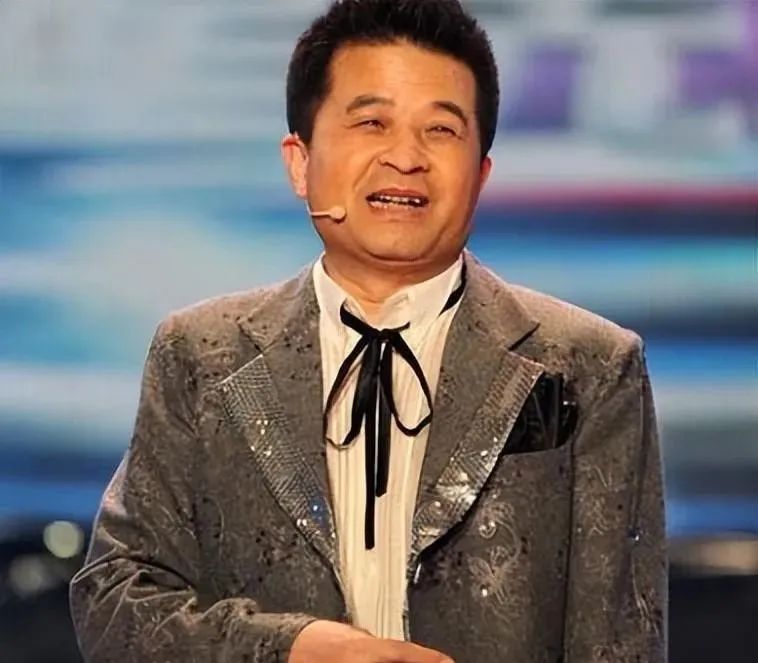 饭局改变命运毕福剑_毕福剑近照沧桑_毕福剑退休生活状态